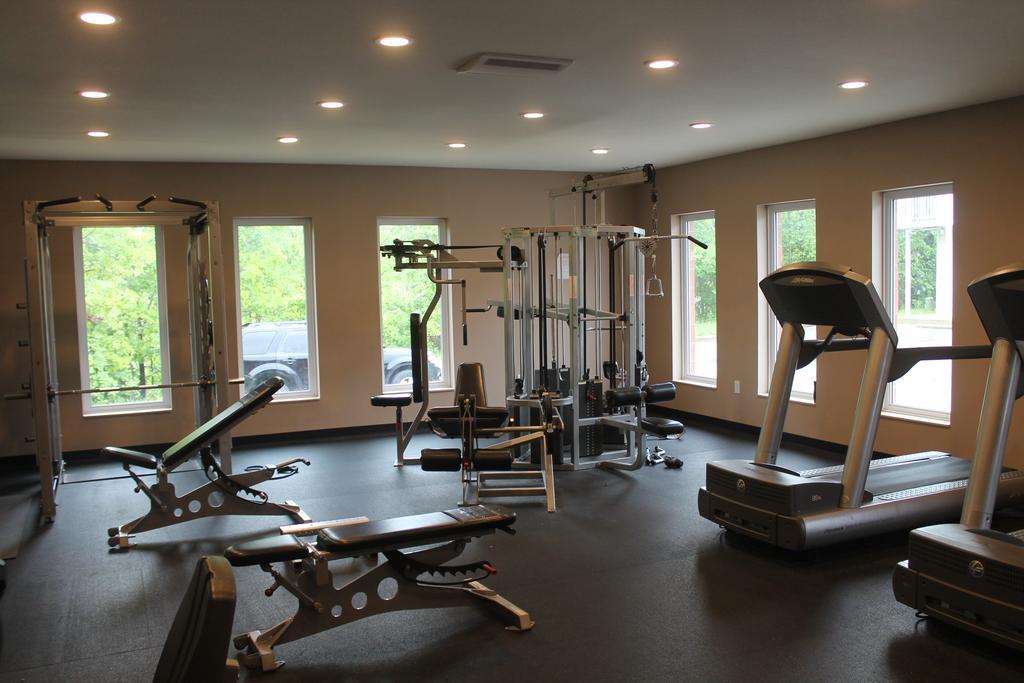 Bell'S Extended Stay And Suites Saint Robert Bagian luar foto
