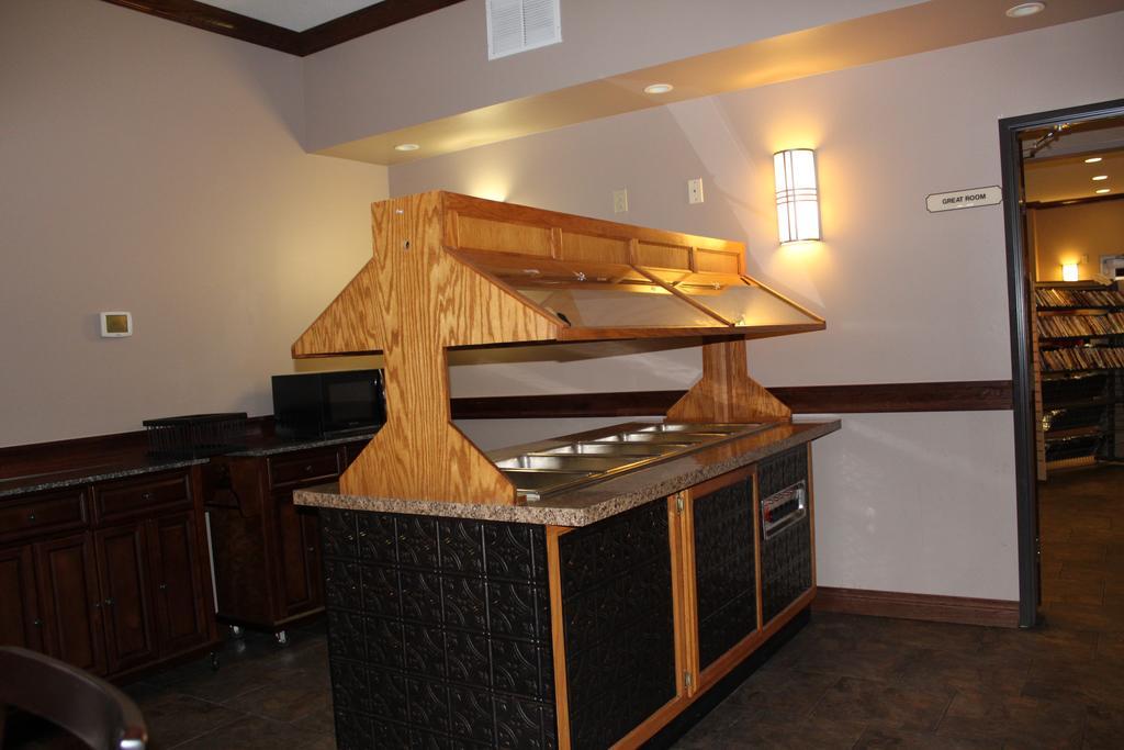 Bell'S Extended Stay And Suites Saint Robert Bagian luar foto