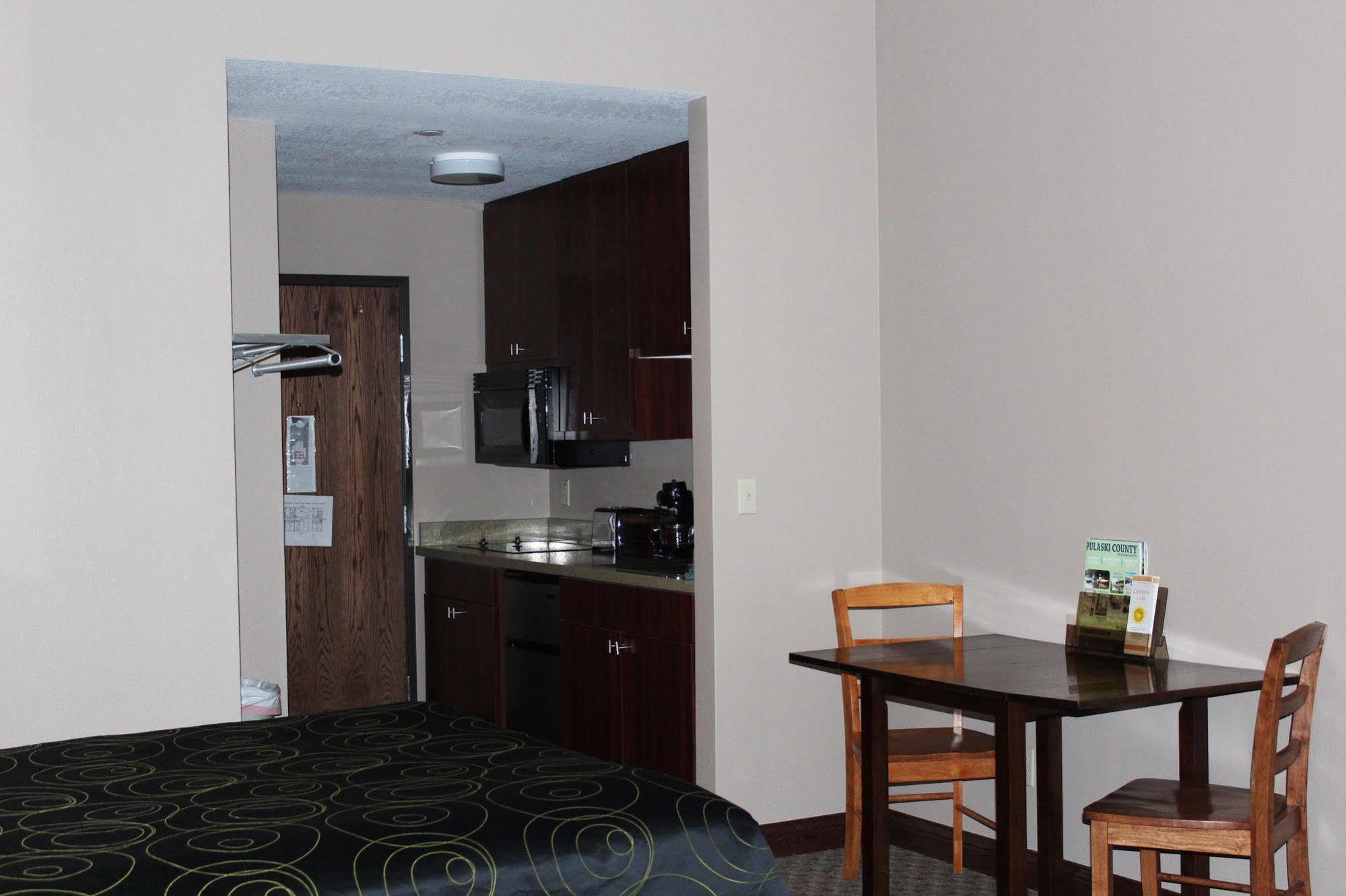 Bell'S Extended Stay And Suites Saint Robert Bagian luar foto