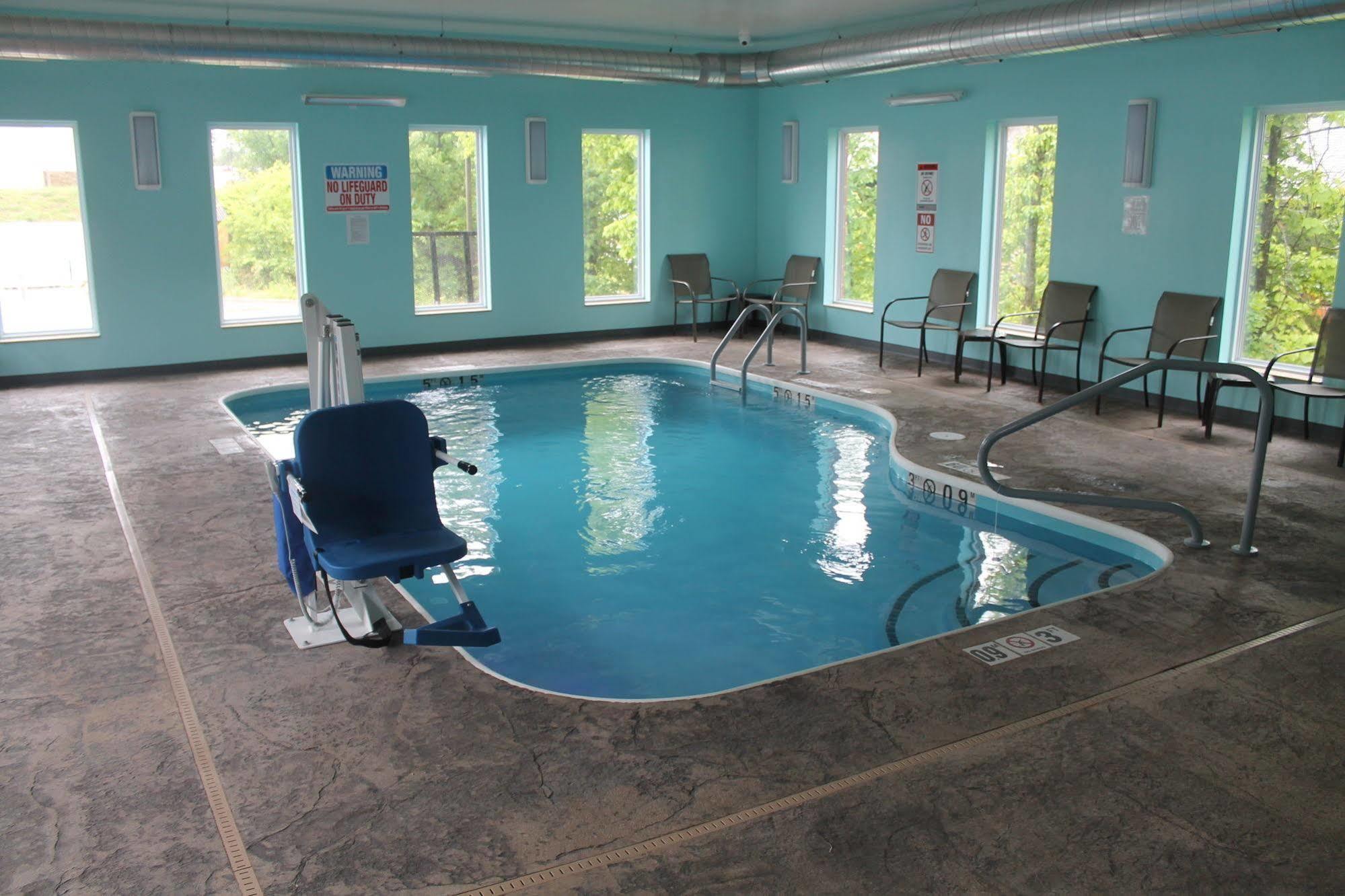 Bell'S Extended Stay And Suites Saint Robert Bagian luar foto